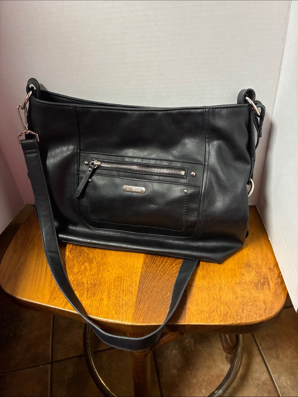 Kim Rogers Black Shoulder Bag with Front Zip Pocket